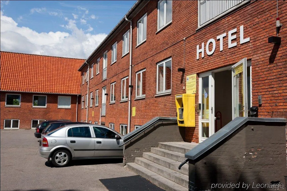 Copenhagen Go Hotel Каструп 2*,  Дания