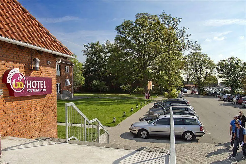 Copenhagen Go Hotel Каструп